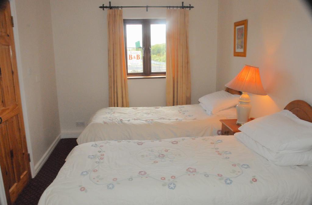 Mellottes B&B Cornamona 部屋 写真